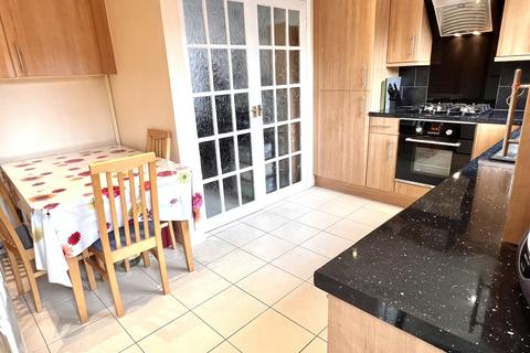 2 bedroom townhouse for sale, Ireton Road, Leicester, Leicester, LE4