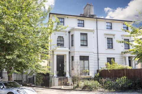 4 bedroom semi-detached house for sale, Freehold House in Warwick Gardens, Kensington, W14