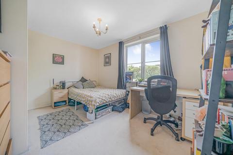 3 bedroom flat for sale, Alwyne Road, Wimbledon
