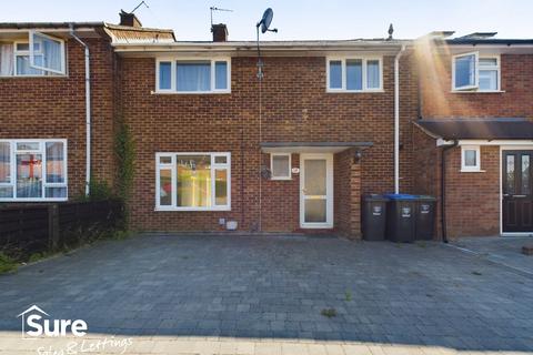 3 bedroom terraced house to rent, Masons Road, Hemel Hempstead, Hertfordshire, HP2 4QP