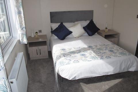 2 bedroom lodge for sale, Silver Sands Holiday Park