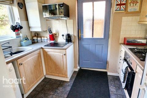 3 bedroom semi-detached house for sale, Hinckley LE10