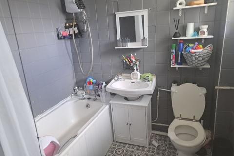 28 Corfe Close, Birmingham, B32 2NS