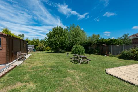 3 bedroom detached house for sale, Maydowns Road, Chestfield