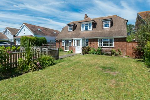 3 bedroom detached house for sale, Maydowns Road, Chestfield