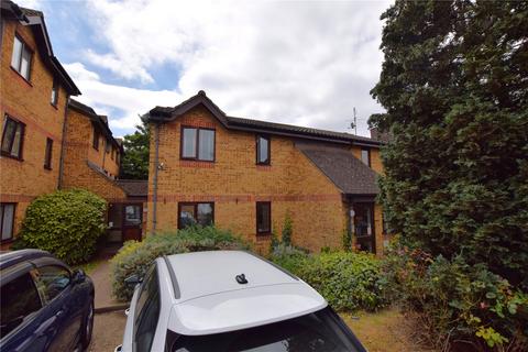 2 bedroom apartment to rent, Overton Drive, Romford, RM6