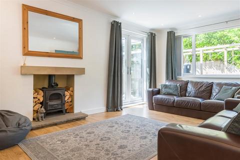 4 bedroom detached house for sale, Wellmeadow Lane, Uppermill, Saddleworth