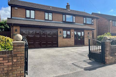 4 bedroom detached house for sale, Lunts Heath Road, Farnworth, Widnes