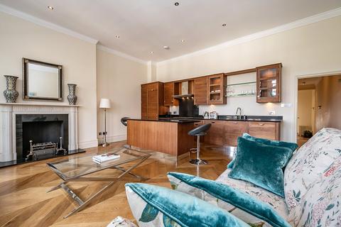 2 bedroom apartment to rent, Egerton Gardens, SW3