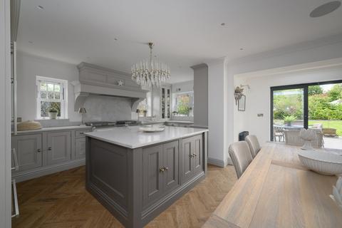 Monkhams Friars Close, Shenfield, Brentwood, CM15 8HX