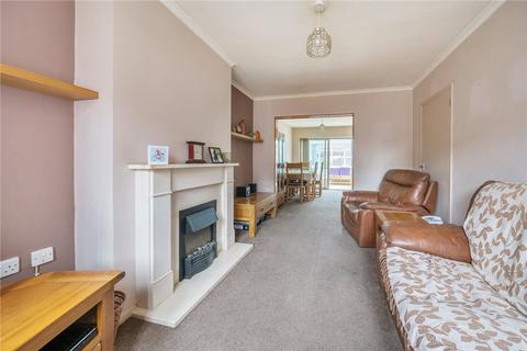 47 Oak Road, Caterham, CR3 5TT