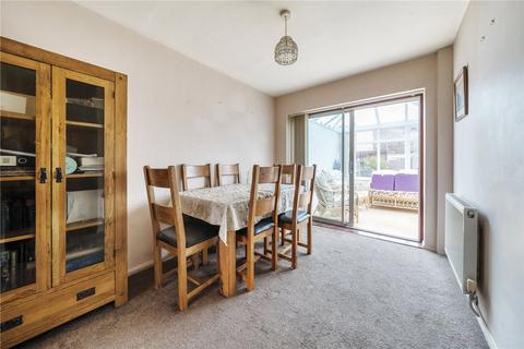 47 Oak Road, Caterham, CR3 5TT