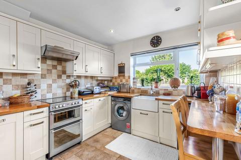 2 Garden Close, Ashford, TW15 1LH