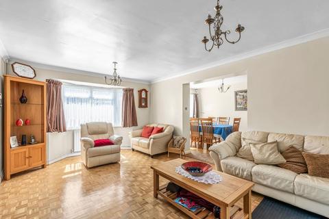 2 Garden Close, Ashford, TW15 1LH