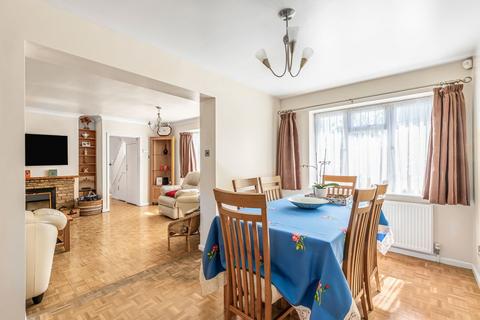 2 Garden Close, Ashford, TW15 1LH