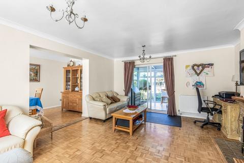 2 Garden Close, Ashford, TW15 1LH