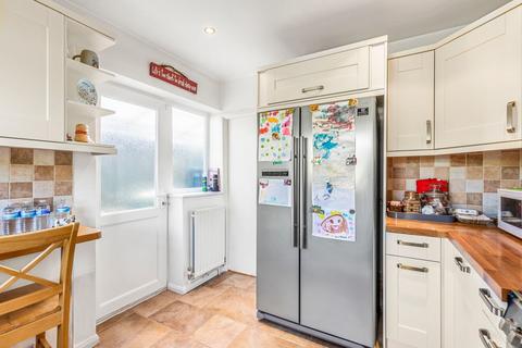 2 Garden Close, Ashford, TW15 1LH