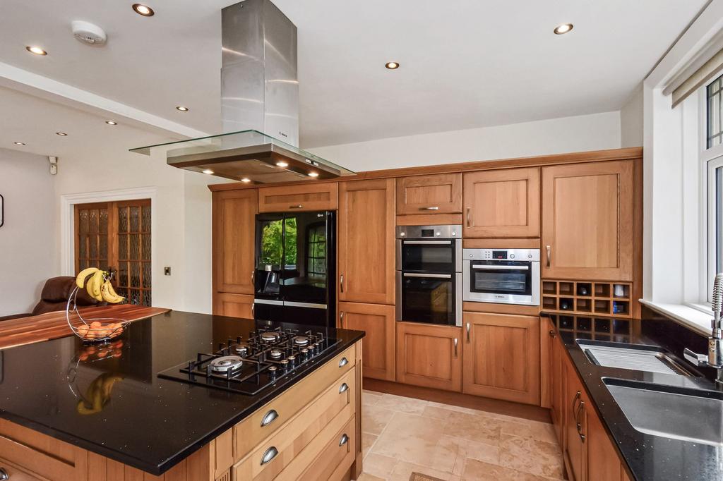 Kitchen 2
