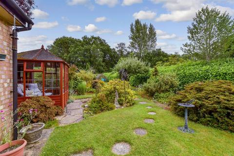 Kingsway Rowly Drive, Cranleigh, GU6 8PN