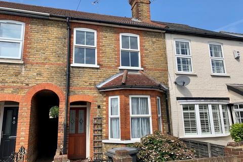 4 bedroom terraced house to rent, Clarence Street, Egham TW20