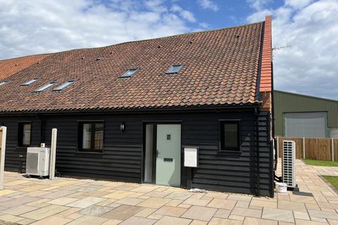 3 bedroom barn conversion to rent, Browick Road, Wymondham NR18