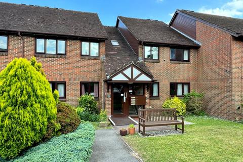 2 bedroom retirement property for sale, Adams Way, Alton, Hampshire