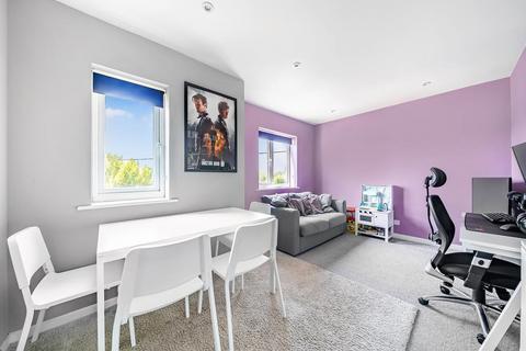 2 bedroom flat for sale, Thatcham,  Berkshire,  RG19