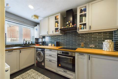 12 Arcadia Close, Carshalton, SM5 2AE