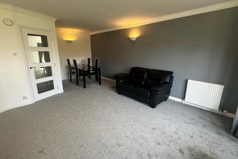 2 bedroom flat to rent, Cuparstone Place, Great Western Road, The City Centre, Aberdeen, AB10