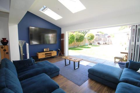 71 Heath Road, Ipswich, IP4 5RY