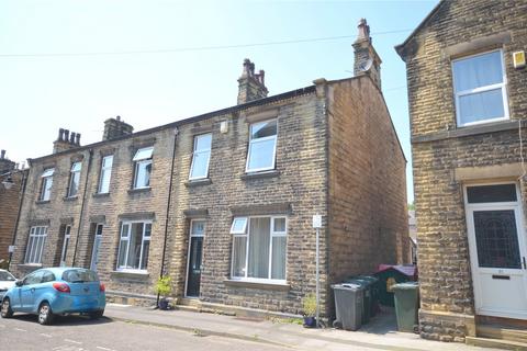 4 bedroom end of terrace house for sale, King Street, Mirfield, West Yorkshire, WF14