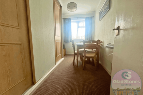 2 bedroom flat for sale, Vaughan Close, Plymouth PL2