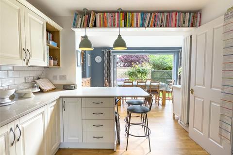16 Oakmead, Witney, OX28 1EF