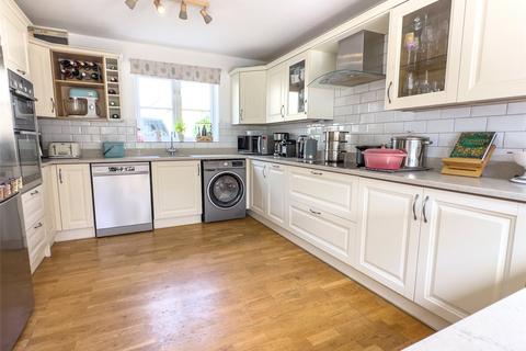 16 Oakmead, Witney, OX28 1EF
