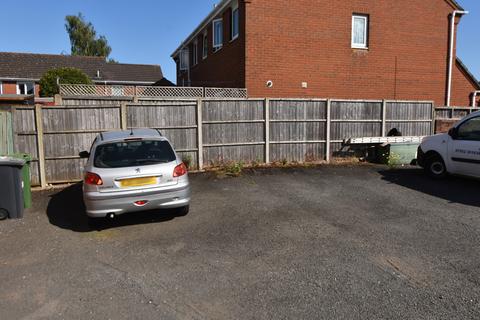 45 Chantry Meadow, Exeter, EX2 8FT