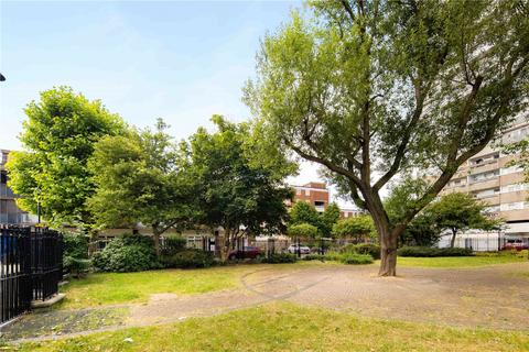 90 Weymouth Terrace, London, E2 8LR