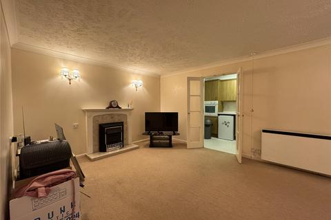 2 bedroom flat for sale, Oakleigh Close, Swanley, Kent, BR8