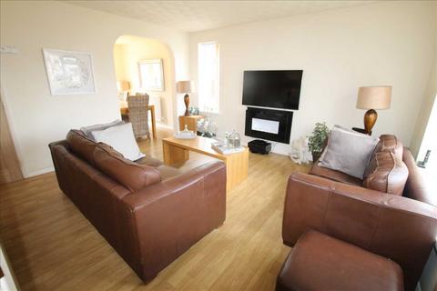 16 Parc Afon, Tonypandy, CF40 1JP