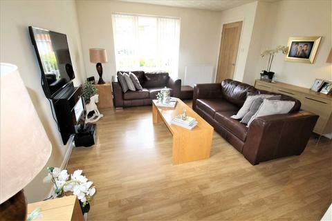 16 Parc Afon, Tonypandy, CF40 1JP