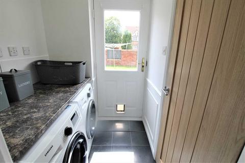 16 Parc Afon, Tonypandy, CF40 1JP