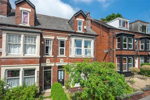 4 bedroom semi-detached house for sale, Hesketh Avenue, Leeds, West Yorkshire