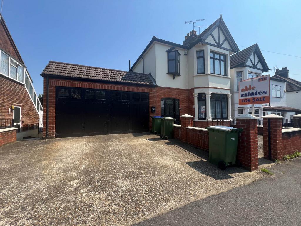 Valley Road, Erith DA8 3 bed house for sale £600,000