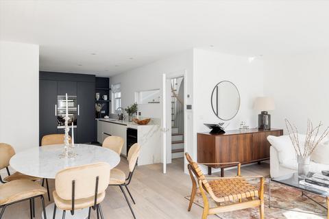 undefined, St. Lukes Mews, London, W11