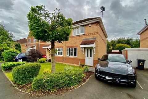 3 bedroom semi-detached house to rent, Cloughfield, Preston PR1