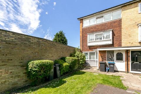 1 bedroom maisonette for sale, South Lodge Avenue, MITCHAM, Surrey, CR4