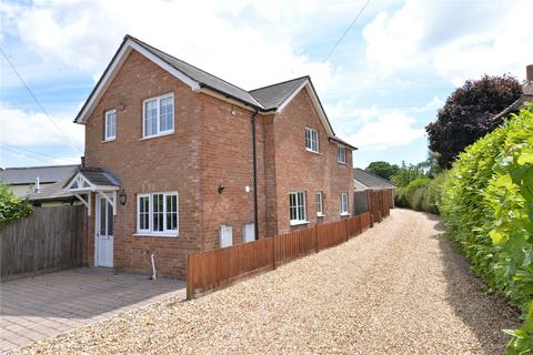 3 bedroom semi-detached house for sale, Yew Lane, New Milton, Hampshire, BH25