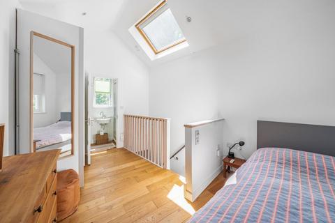 2 bedroom end of terrace house for sale, Queens Road, Peckham