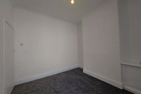 2 bedroom terraced house to rent, Richmond Street, Burnley BB11