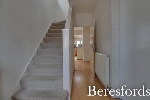 57 Queenswood Avenue, Hutton, Brentwood, CM13 1HU