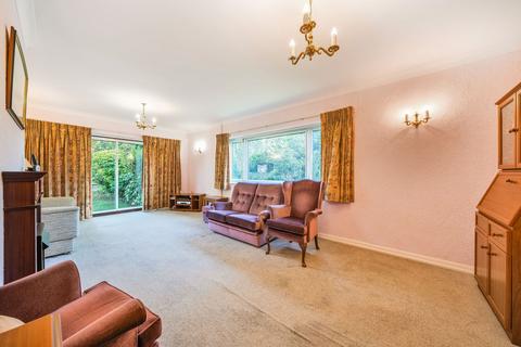 519 Limpsfield Road, Warlingham, CR6 9LF